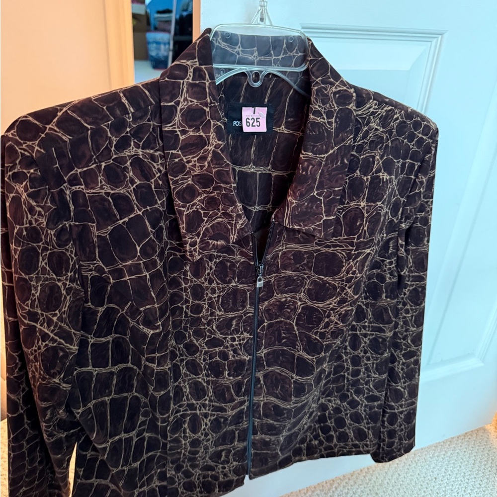 Brown Crocodile Pattern Jacket - image 1